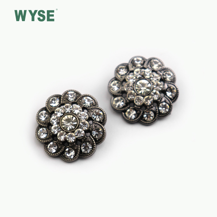Fashionable alloy sewing shank button with diamond outlook for coat