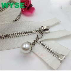 Auto-lock sliders Accessory Custom Pearl puller Fashion Metal Brass Zippers for Handbags/Purse/Lady's Skirt dress