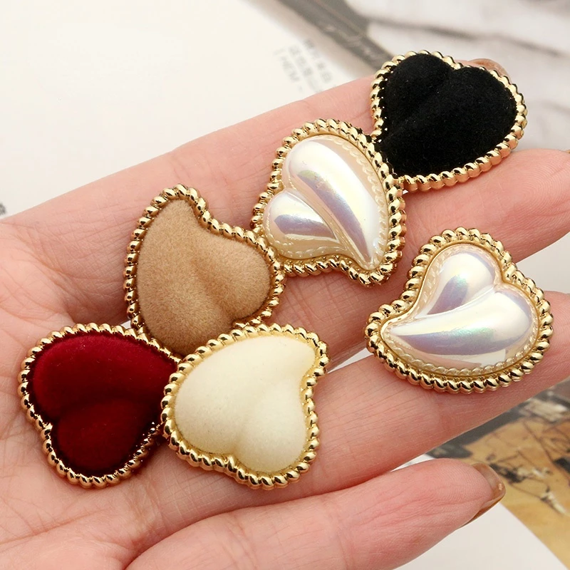 Cute Peach Heart Decorative Metal Sewing Buttons for Clothing Child Coat Button Female Sweater Cardigan Suit Windbreaker